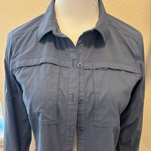 HIKING SHIRT REI Women's Dusty Blue Button Down Small